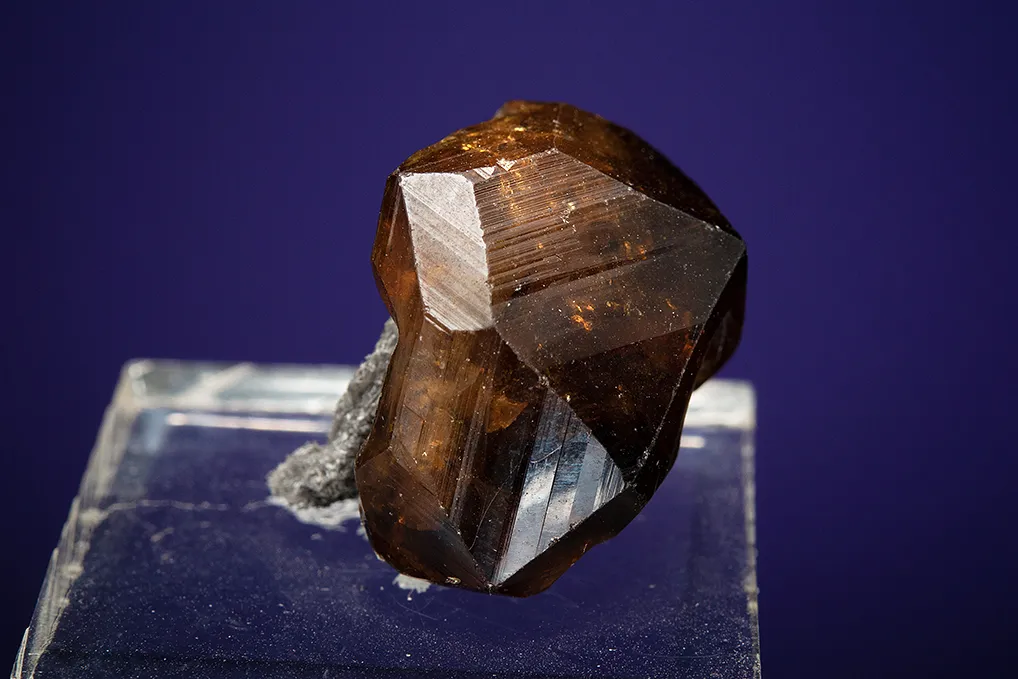 Andradite var. Topazolite - image 4
