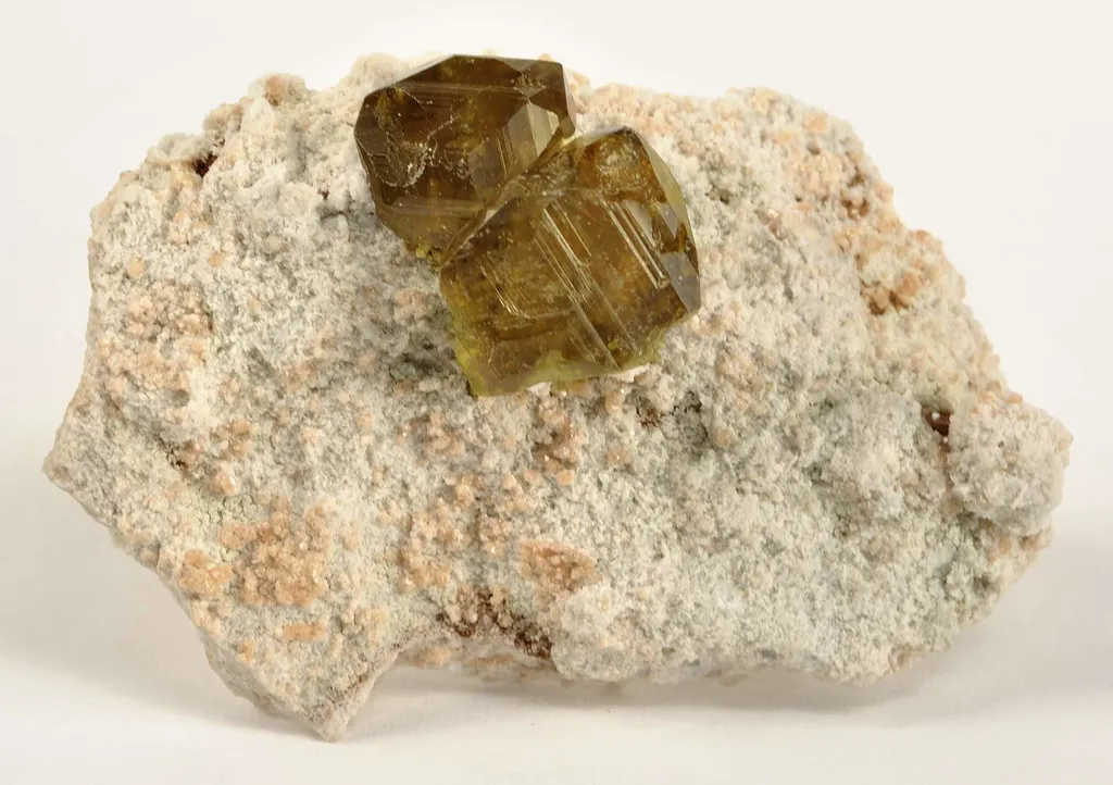 Andradite Var. Topazolite Garnet image