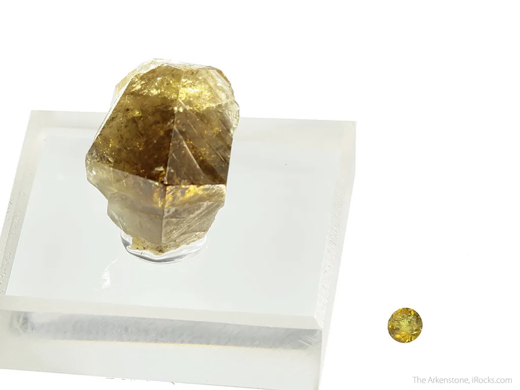 Andradite var. Topazolite (rough and cut set) image
