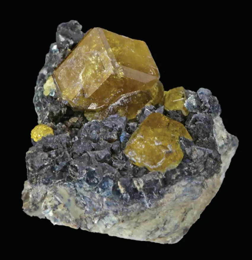 Andradite (variety Topazolite), Clinochlore image