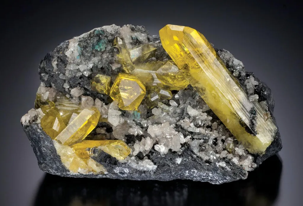 Anglesite, Cerussite image