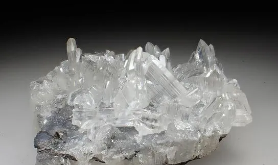 Anglesite, clear gemmy crystals grouping - image 2