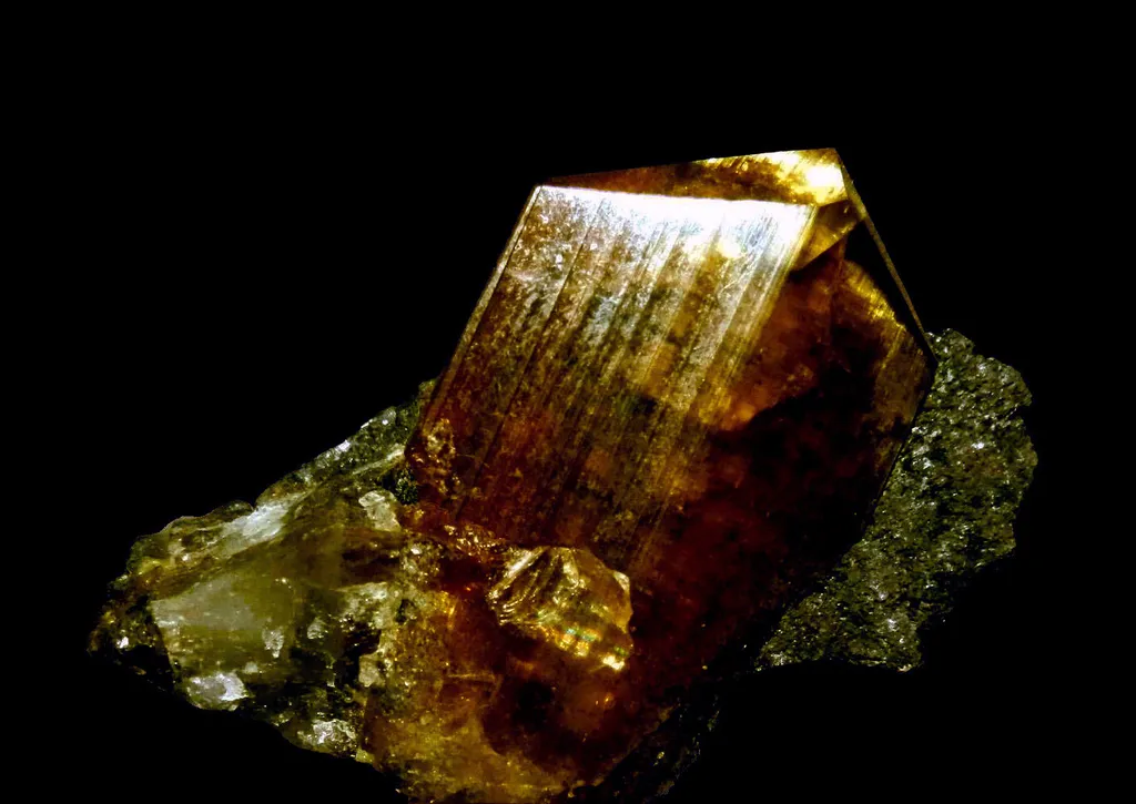 Anglésite from Morocco, Oriental Region, Touissit image