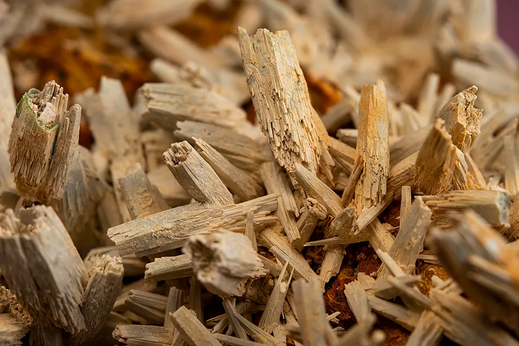 Anglesite replacing Pyromorphite - image 3