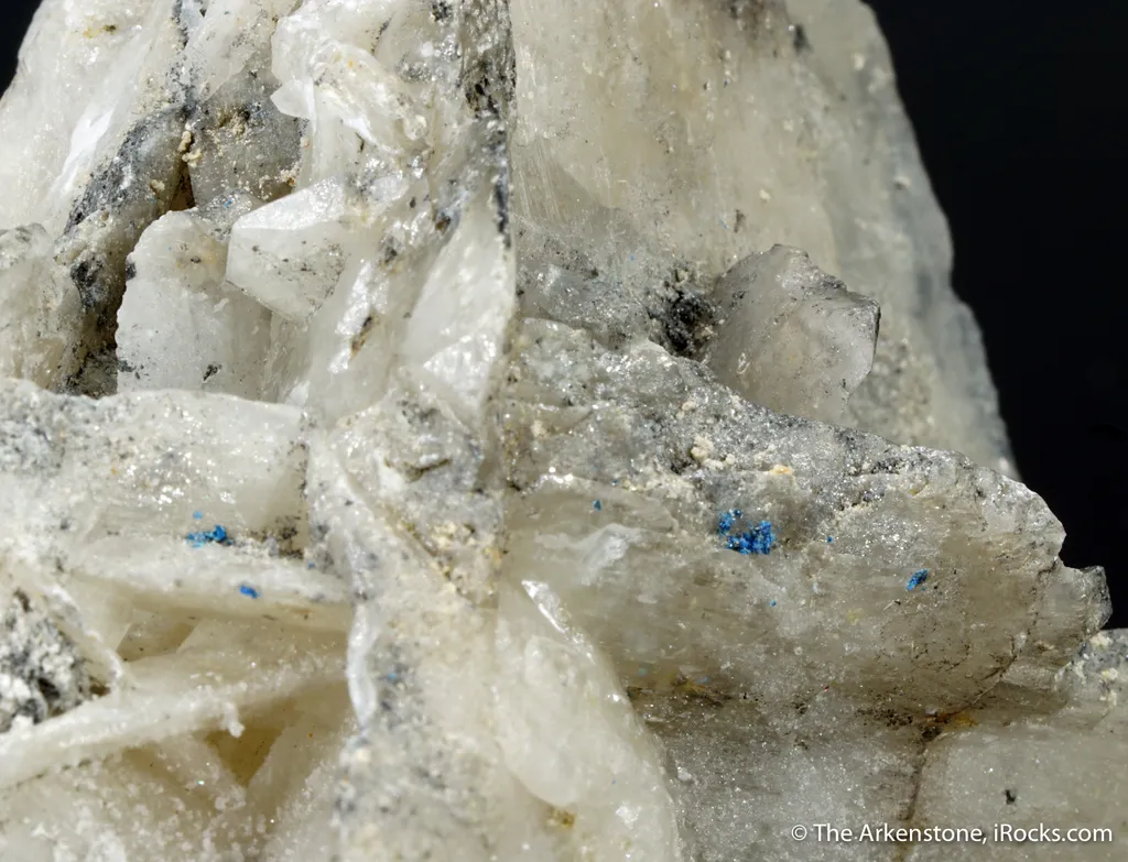 Anglesite with Posnjakite - image 4