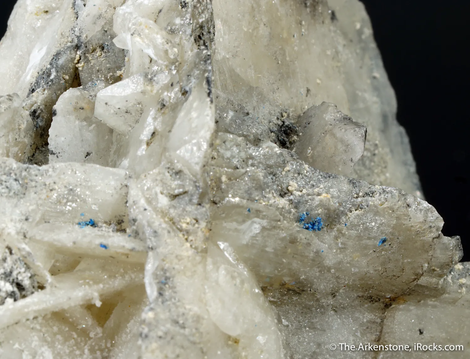 Anglesite with Posnjakite - image 4