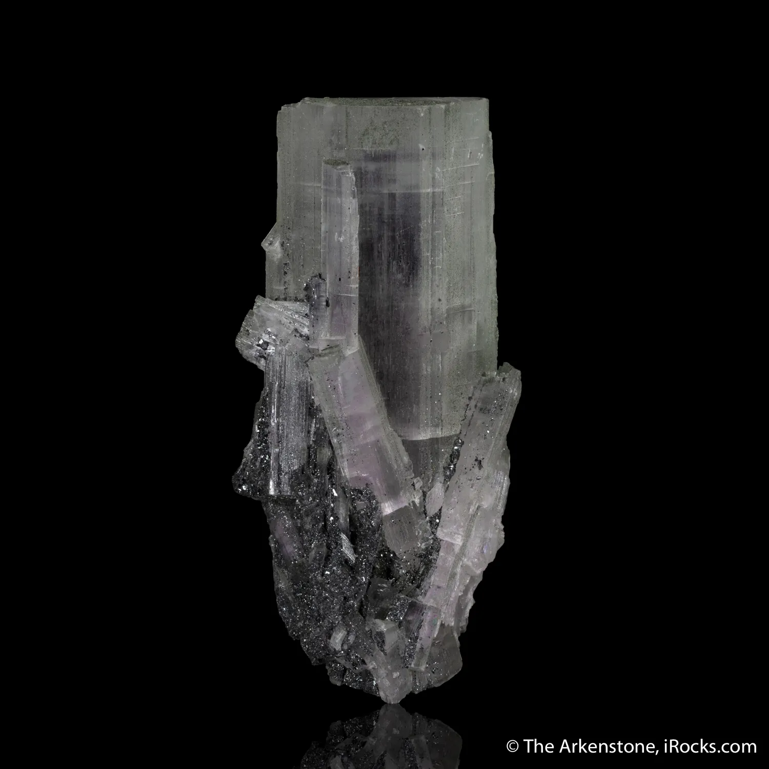 Anhydrite on Chlorite - image 1