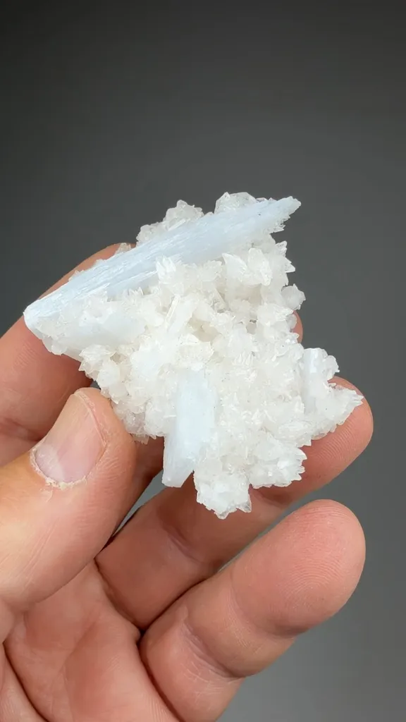 Anhydrite with Calcite - image 2