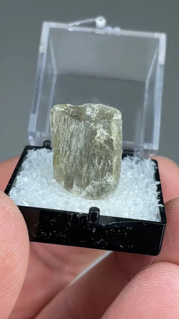 Anorthite var. Labradorite - image 2