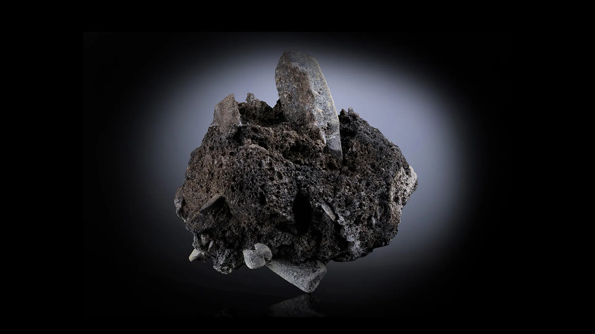 Anorthoclase - image 1