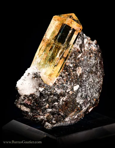 Apatite - image 2