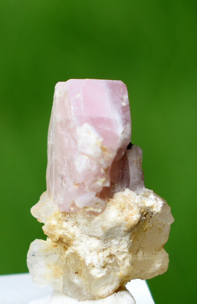 Apatite - image 3