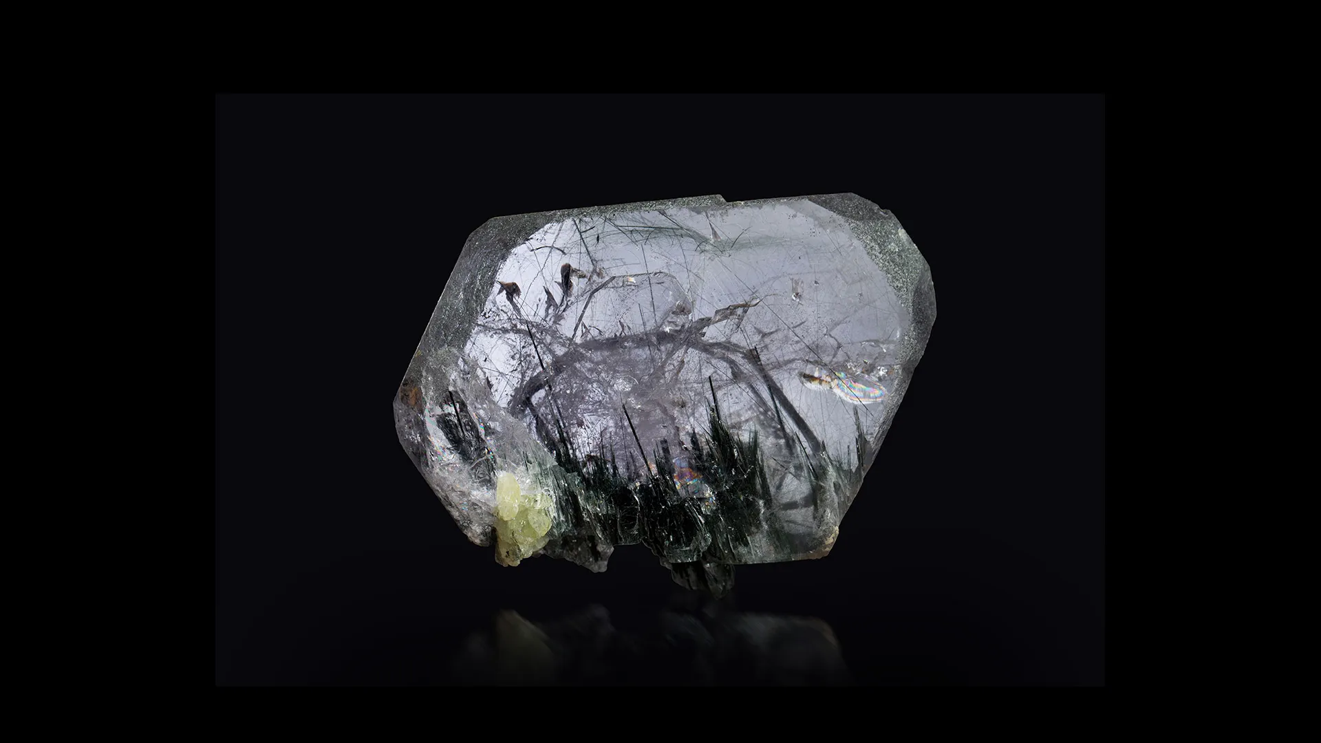 Apatite - image 1