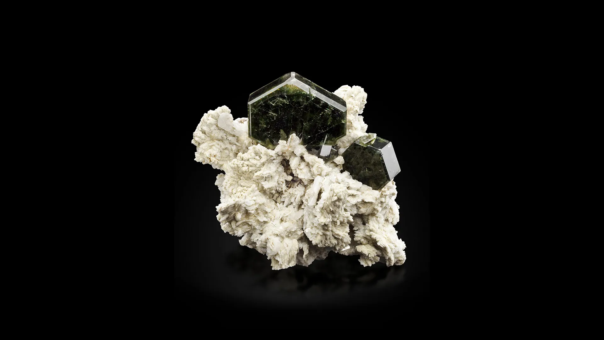 Apatite - image 1
