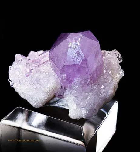 Apatite image