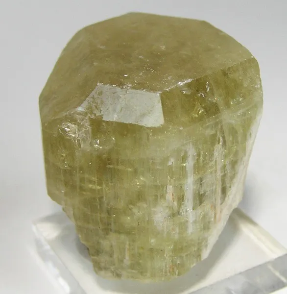 Apatite-(Caf) image