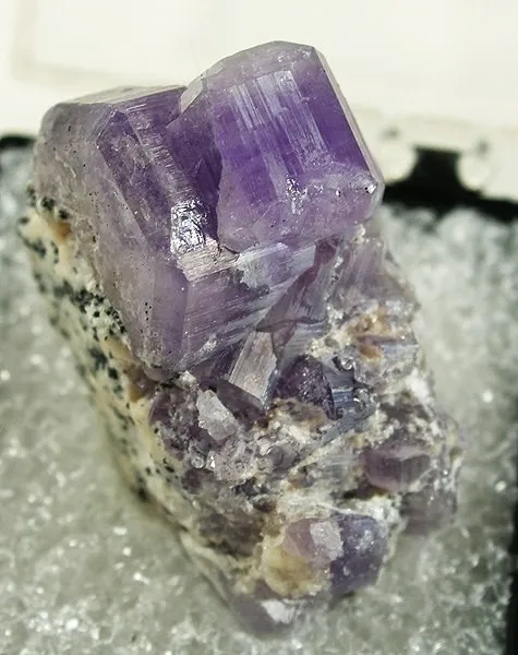 Apatite-(Caf) image