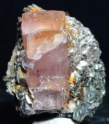 Apatite-(Caf) image