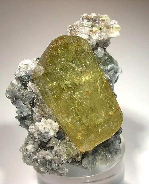 Apatite-(Caf) image