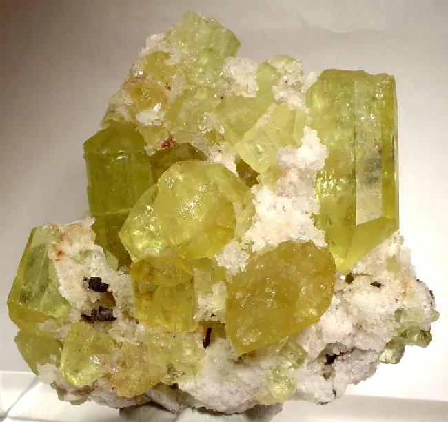 Apatite-(Caf), Hematite (Var: Martite) image