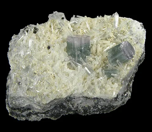Apatite-(Caf), Quartz image