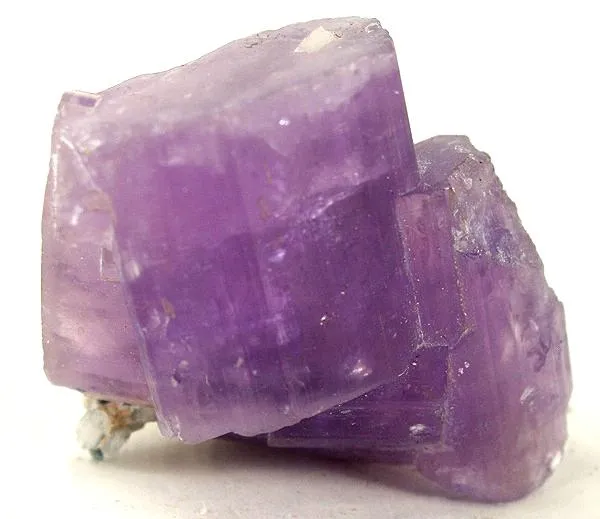 Apatite-(Caf), Tourmaline (Var: Indicolite) image