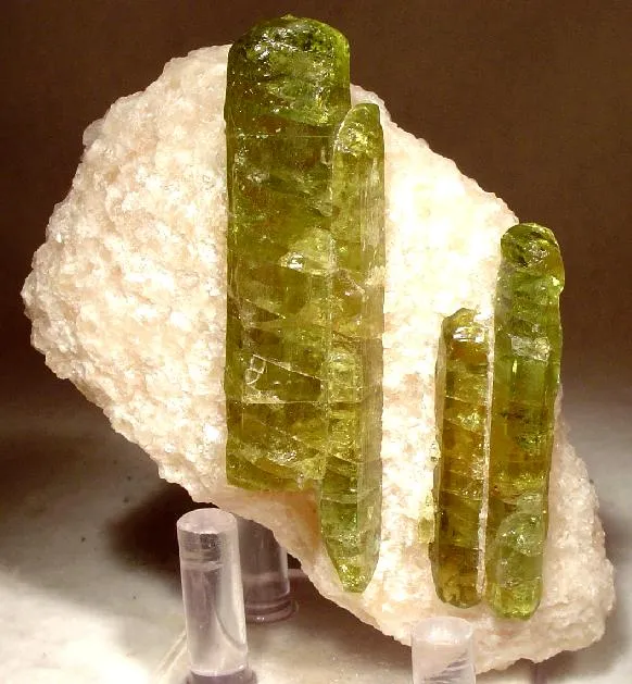 Apatite, Calcite image