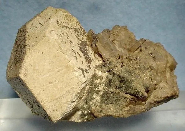 Apatite-(Caoh) image