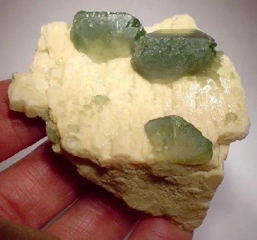 Apatite-(Caoh), Feldspar Group image
