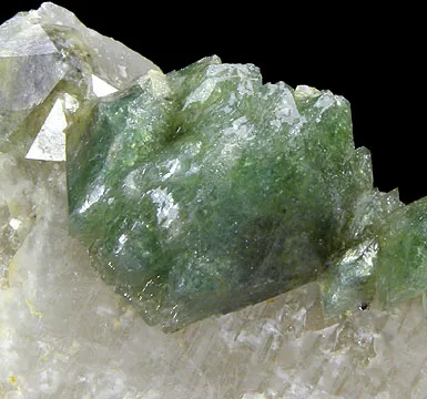 Apatite-(Caoh), Quartz - image 2