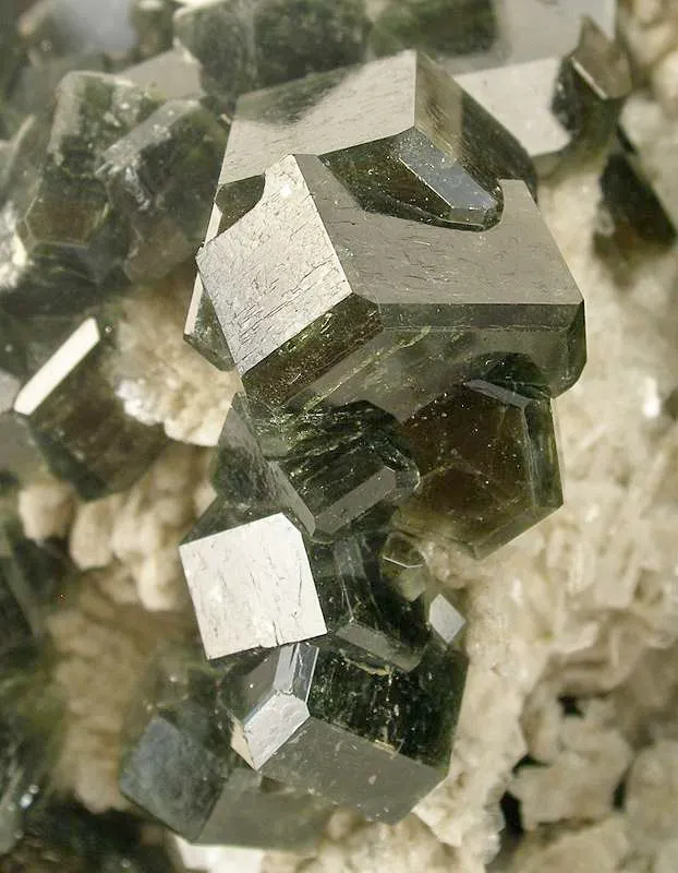 Apatite - image 4