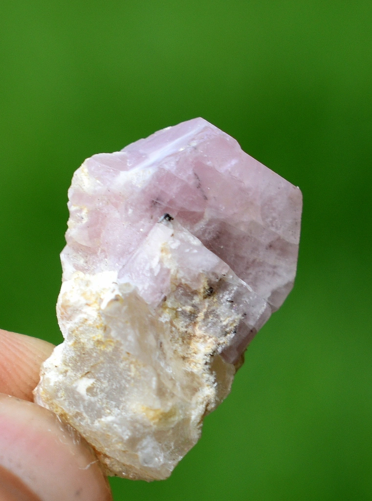 Apatite - image 7
