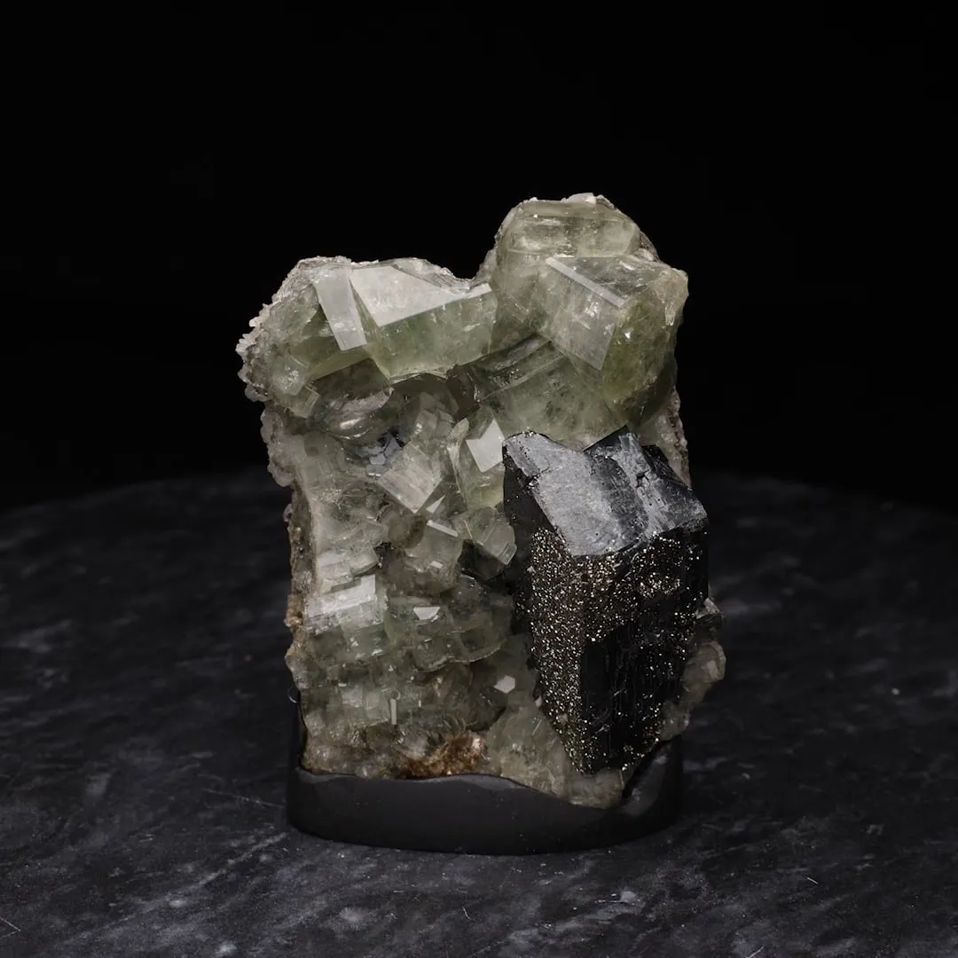 Apatite, Ferberite, Pyrite - image 2