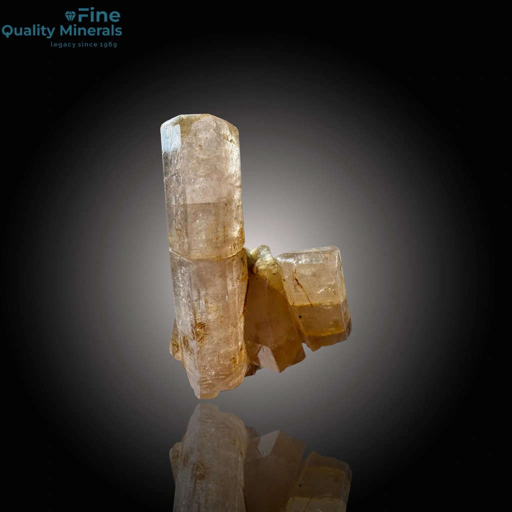 Apatite from Pakistan image