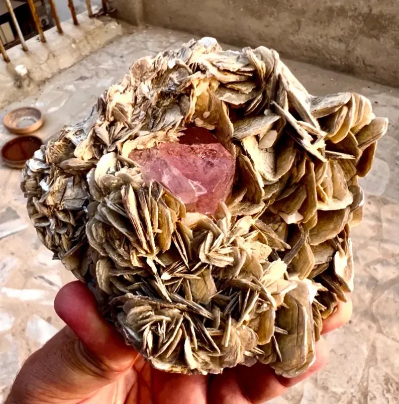 Apatite from Pakistan - image 4