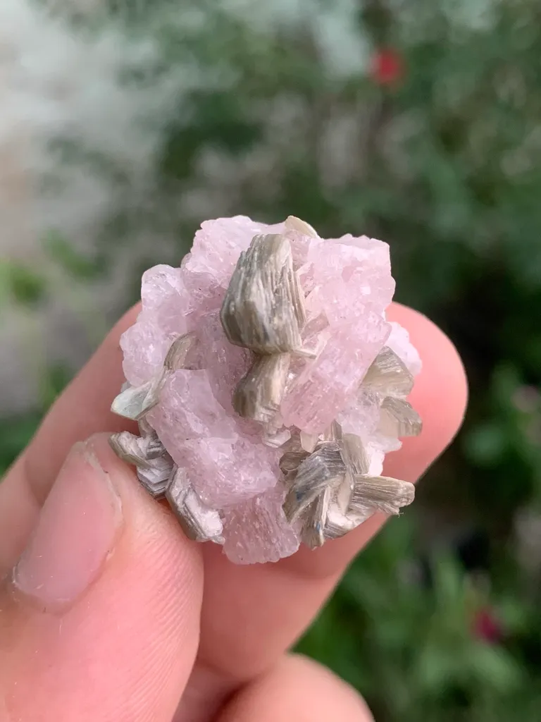 Apatite from Pakistan - image 3