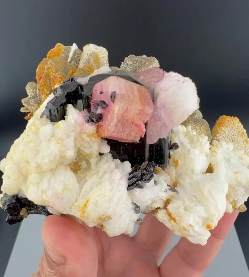 Apatite from Pakistan - image 8