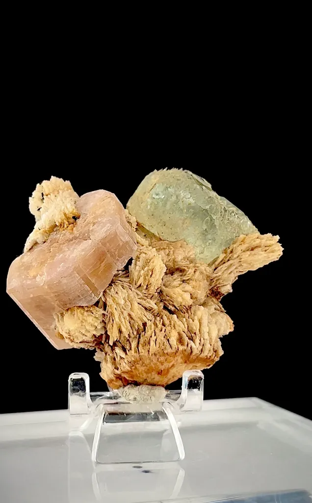 Apatite from Pakistan - image 10