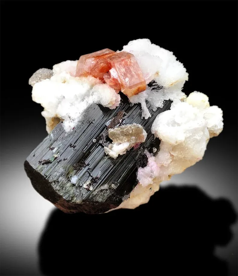 Apatite from Pakistan - image 2