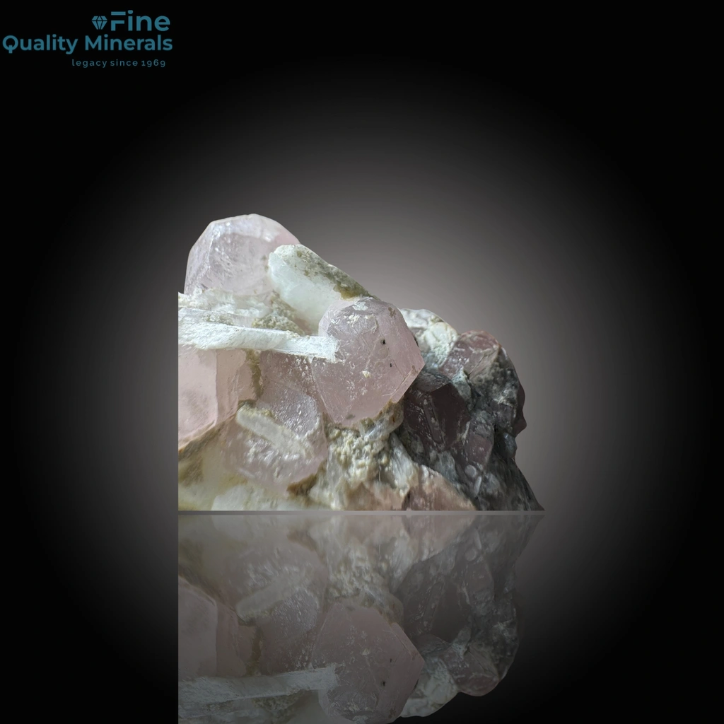 Apatite from Pakistan - image 3