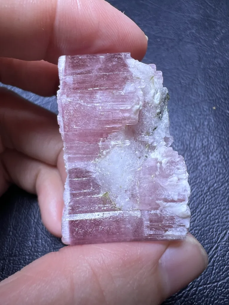 Apatite from Pakistan, Gilgit-Baltistan, Shigar District, Shigar Valley, Alchuri - image 4