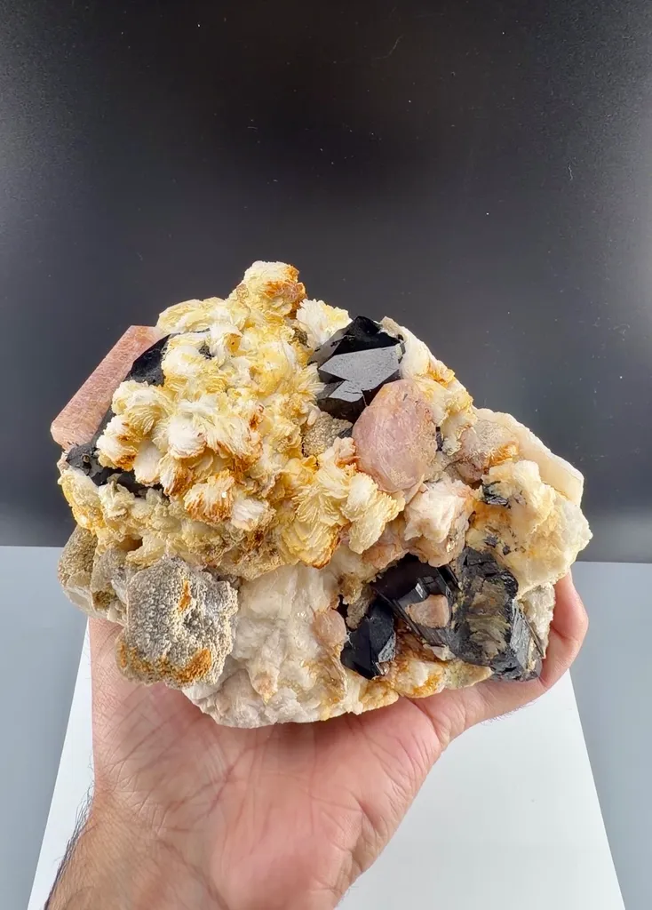 Apatite from Pakistan, Gilgit-Baltistan, Skardu District - image 8