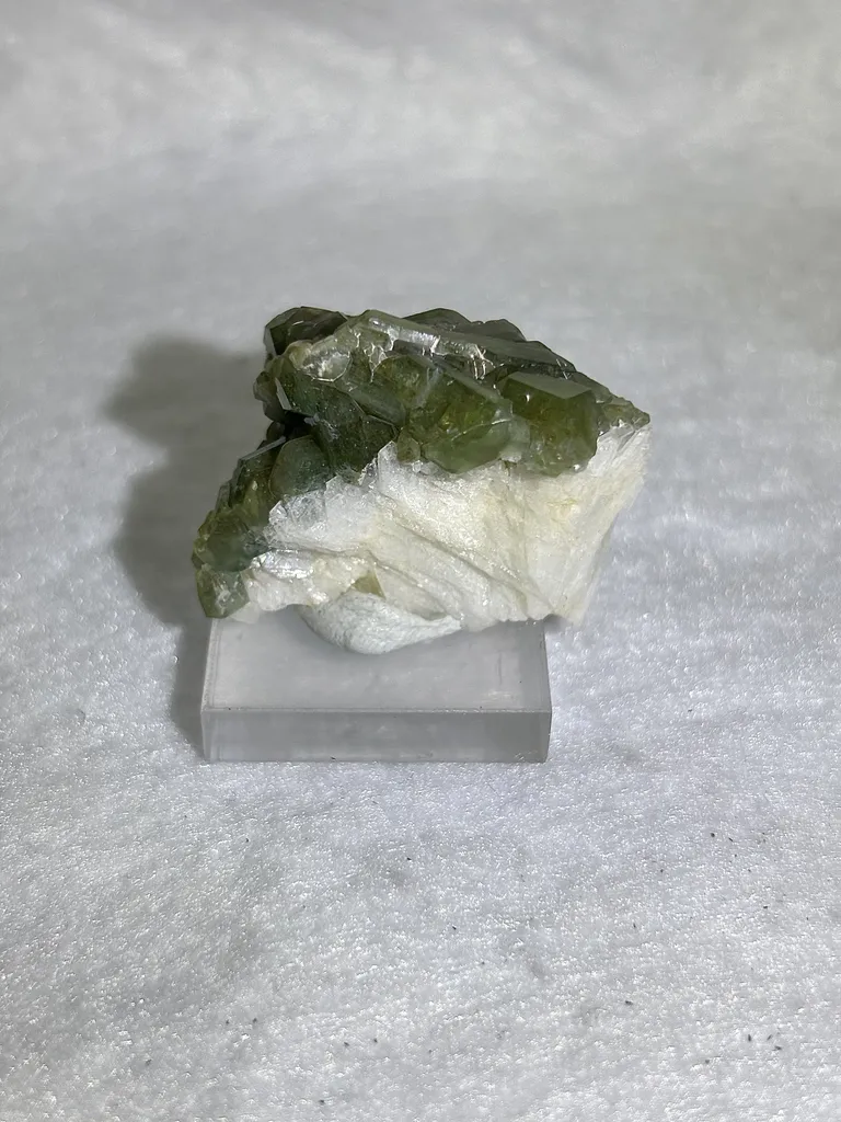 Apatite on Cleavelandite from Brazil, Minas Gerais, Sapo Mine - image 7