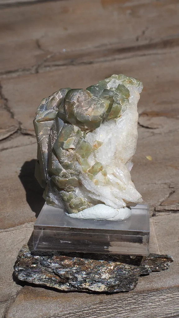 Apatite on Cleavelandite from Brazil, Minas Gerais, Sapo Mine - image 6
