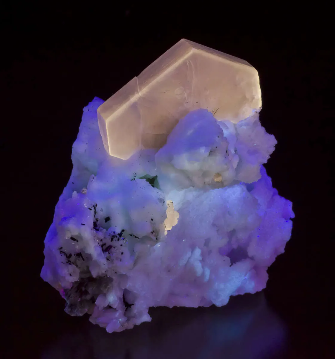 Apatite on Feldspar (Fluorescent) - image 2