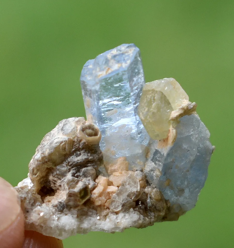 Apatite on Ghoshenite from Pakistan - image 8