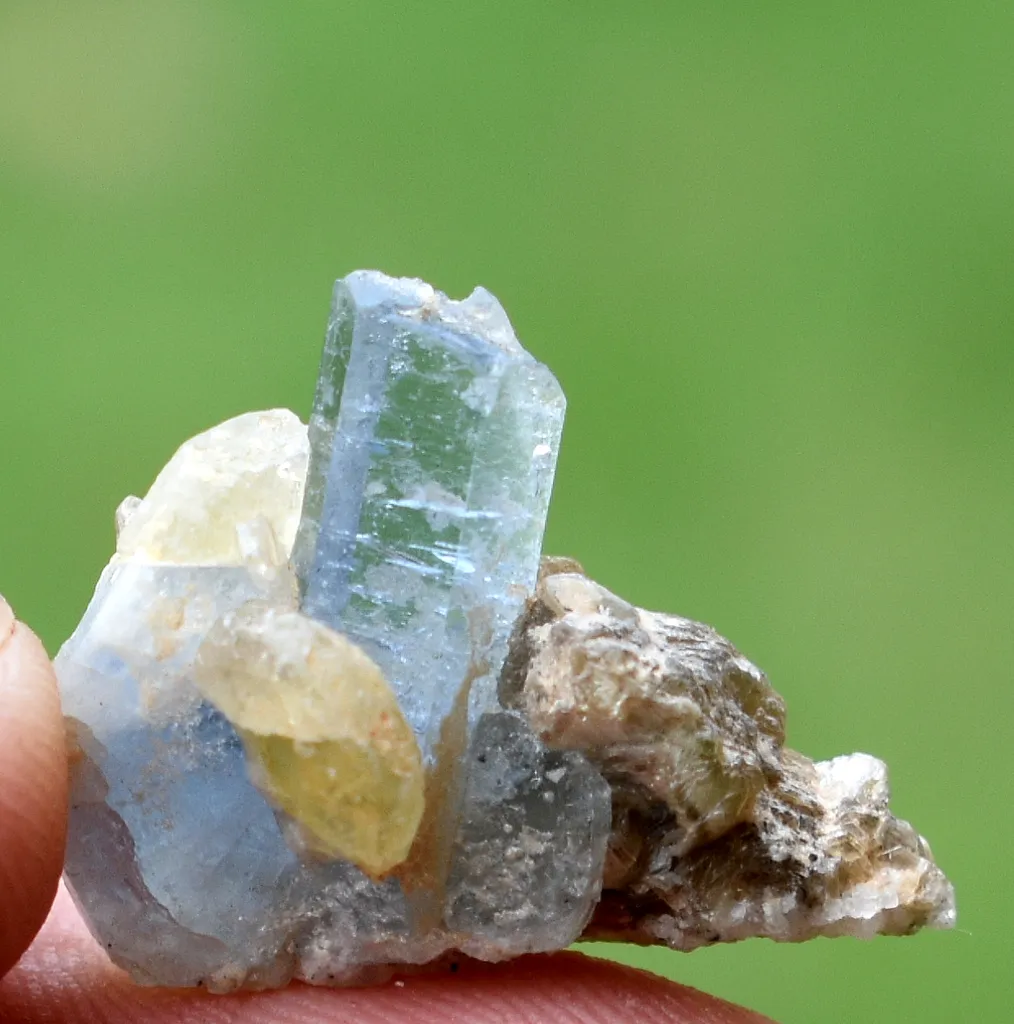 Apatite on Ghoshenite from Pakistan - image 9