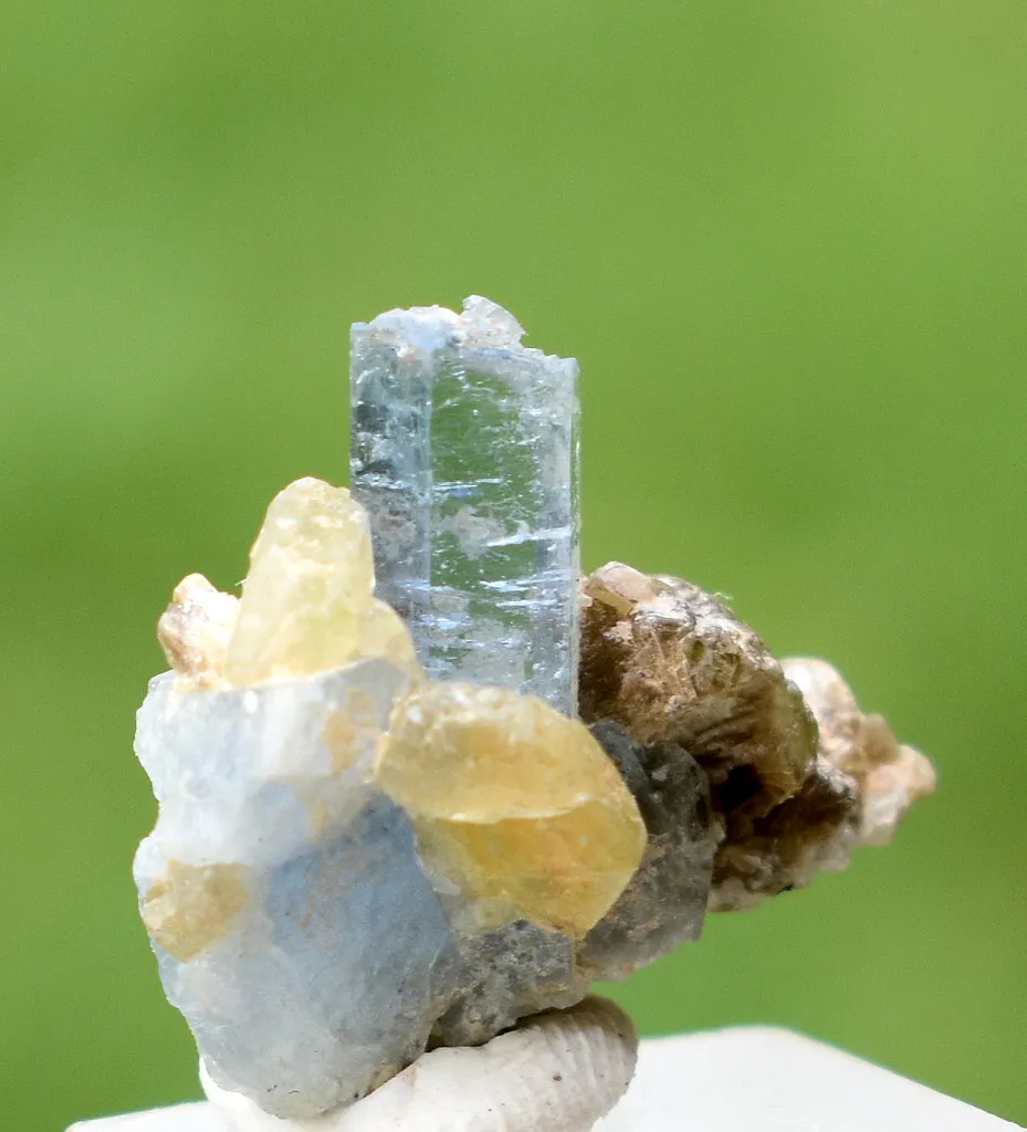 Apatite on Ghoshenite from Pakistan - image 6