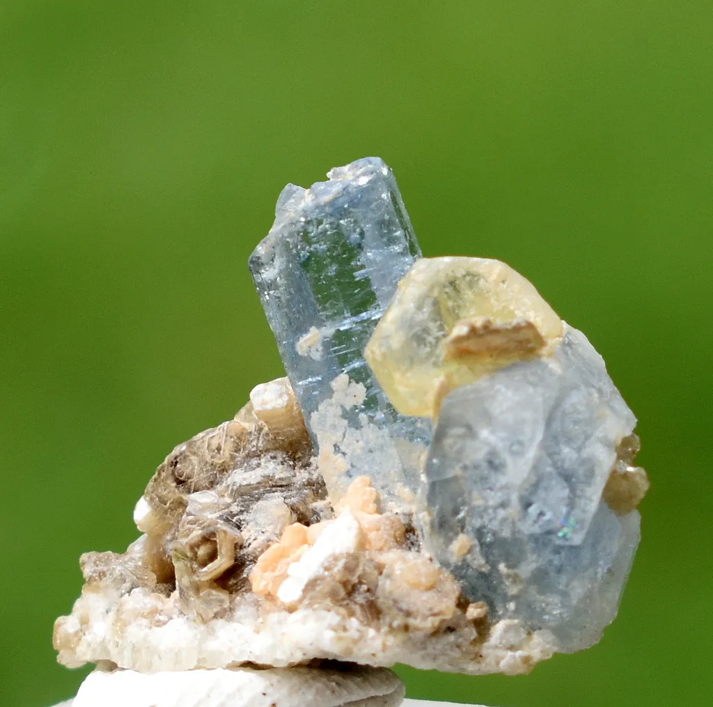 Apatite on Ghoshenite from Pakistan - image 5