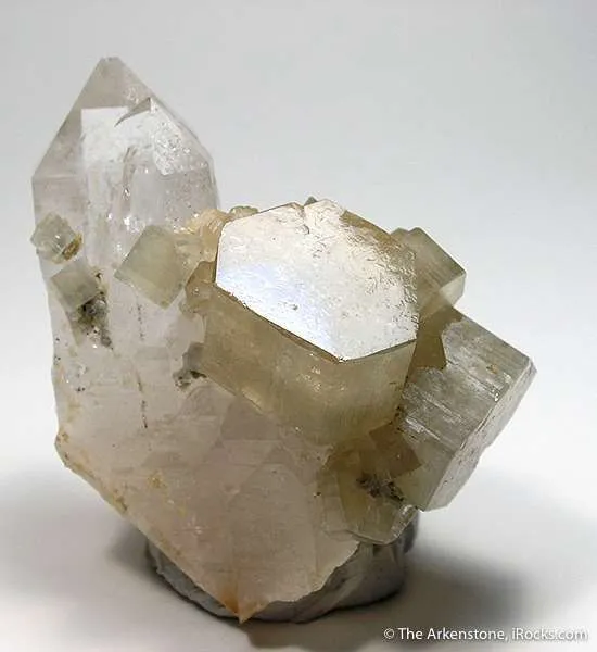 Apatite on Quartz image